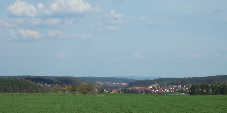 Blick �ber Rohr zum Dillberg